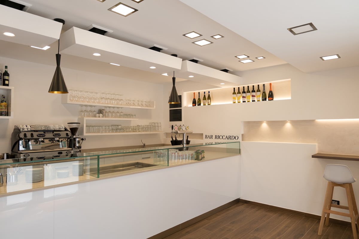 BAR RICCARDO IURETIG 03
